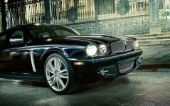 2009 Jaguar XJ / 1920x1200