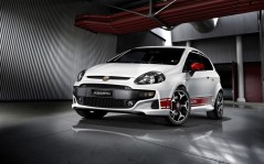 Abarth Punto Evo / 1920x1200