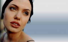 Angelina Jolie   / 1440x900