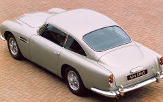 Aston m classic / 1600x1200