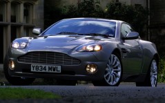 Aston martin  / 1600x1200