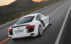 Audi R8 Road / 1600x1200