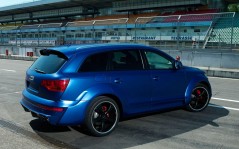 Blue Audi / 1600x1200
