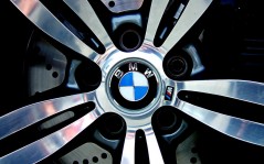 BMW авто пикселей / 1680x1050