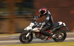 Ducati HyperMotard 1100xx / 1920x1200