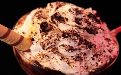 Фото мороженое в шоколадной крошке / 1600x1200