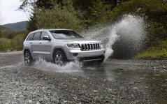 Jeep Grand Cherokee    / 1920x1200