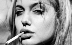  Angelina Jolie / 1280x800