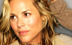 Maria Bello / 1600x1200