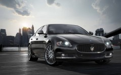 Maserati Quattroporte S / 1600x1200