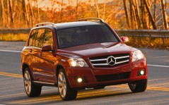 Mercedes-GLK350 / 1600x1200