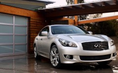 New Infiniti M / 1600x1200