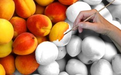 Раскрашивая персики - креативные фрукты / 1600x1200