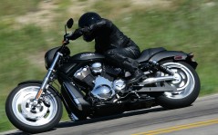 Рокер на Harley / 1920x1200