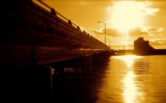 Сияние солнца у моста - скачать / 1920x1200