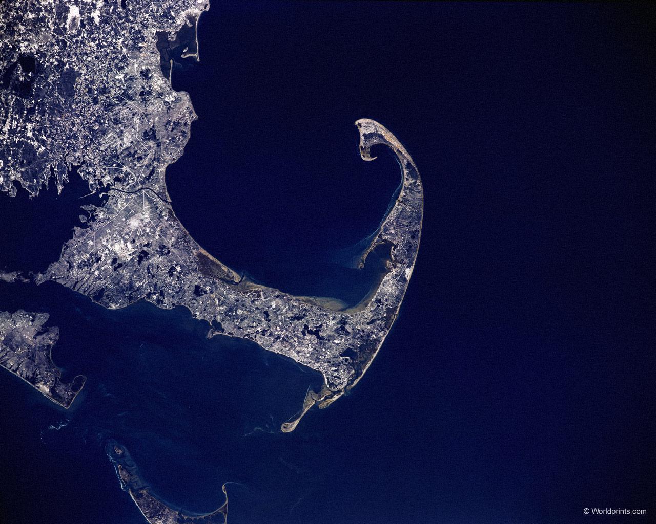 Обои Вид острова из космоса 1280x1024