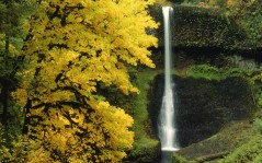 Водопад в Орегоне / 1600x1200