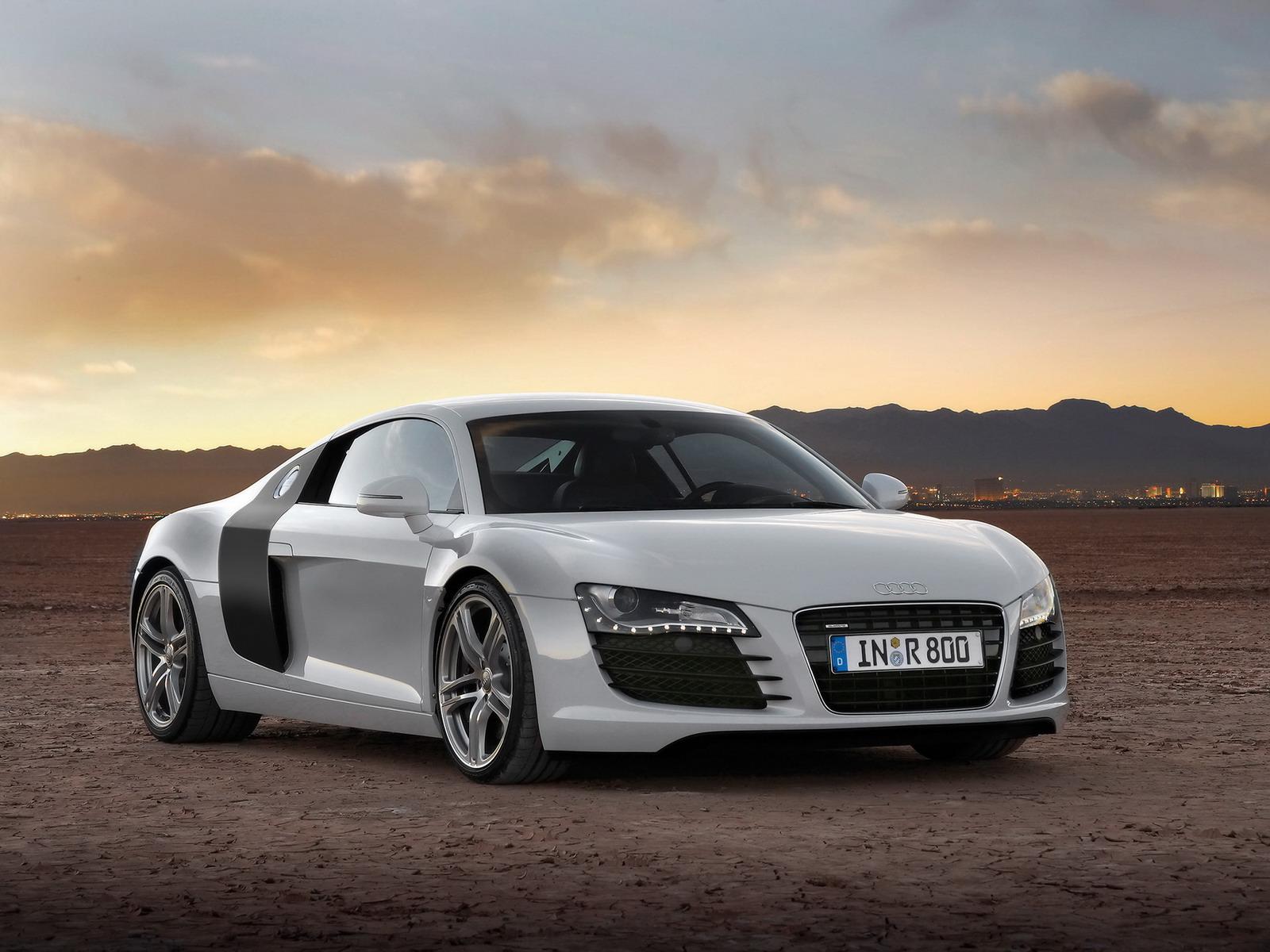 White Audi R8 обои 1600x1200.