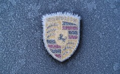 Замёрзший логотип Порше / 1920x1200