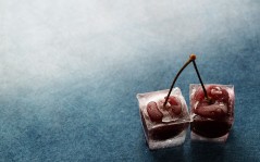 Замороженная ягода / 1600x1200